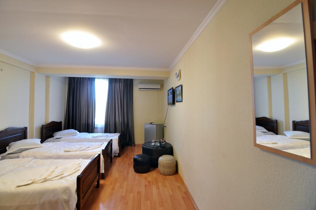 Sun Rise Hotel Tbilisi Zimmer foto
